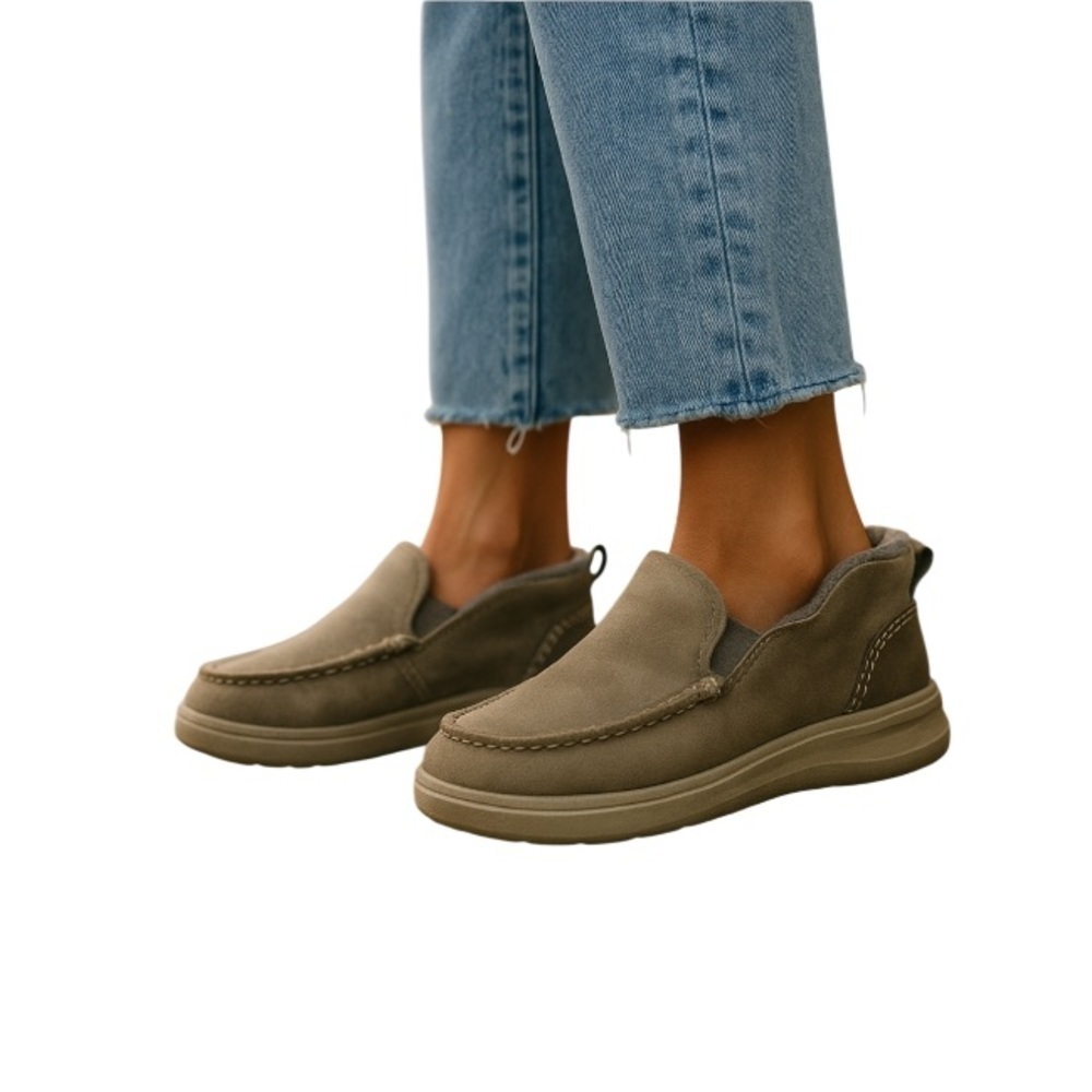 HEY DUDE NWT Chestnut Denny Suede Slip-On Booties Lightweight Moc Toe Comfort 7